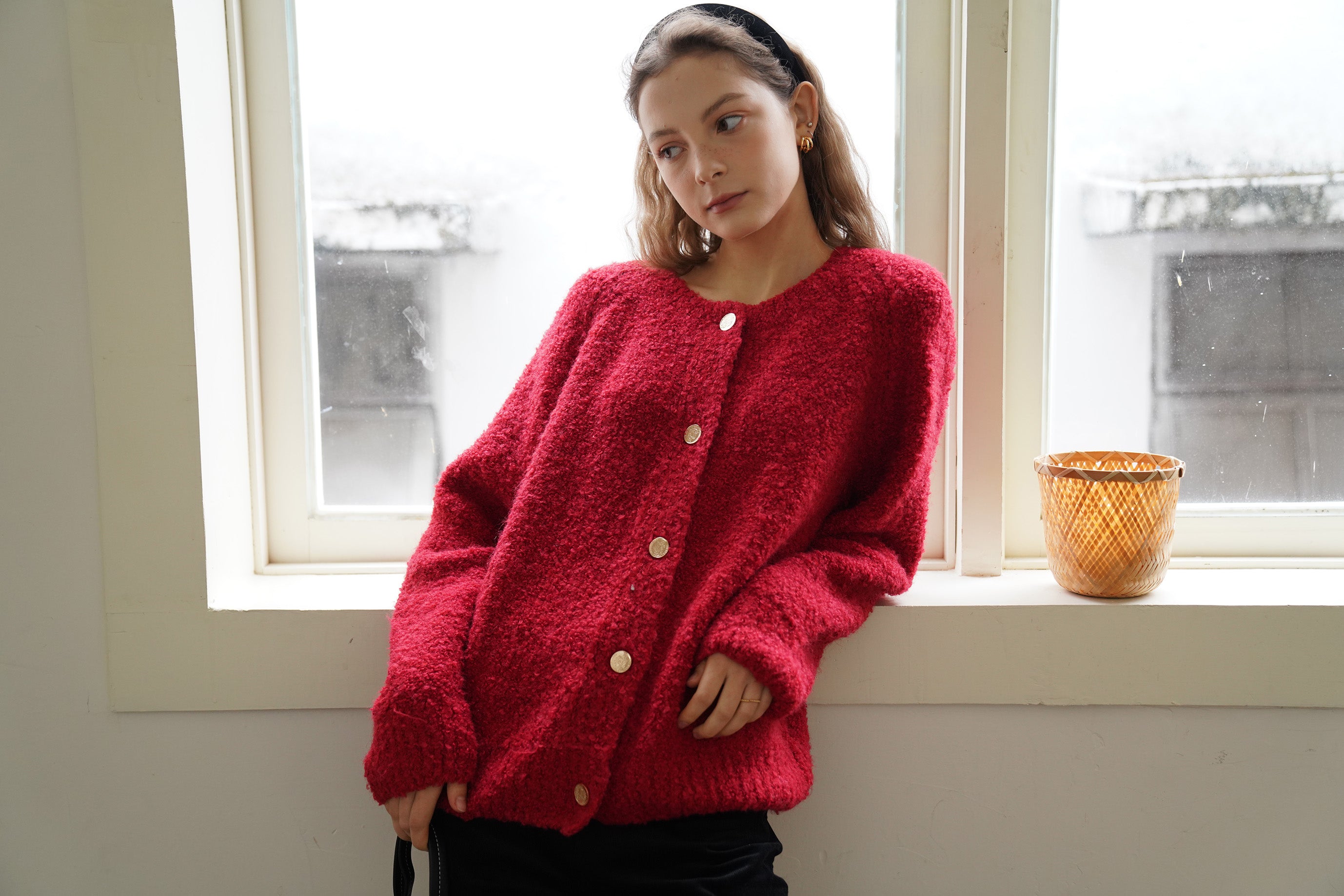 Round Neck 70% Mohair Cardigan (Red) – Tenderavenue